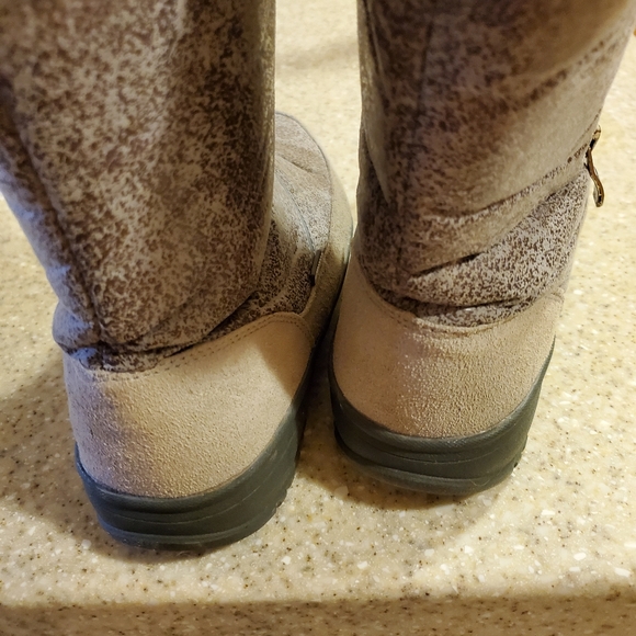 Western Chief water proof snow boots - Picture 3 of 4